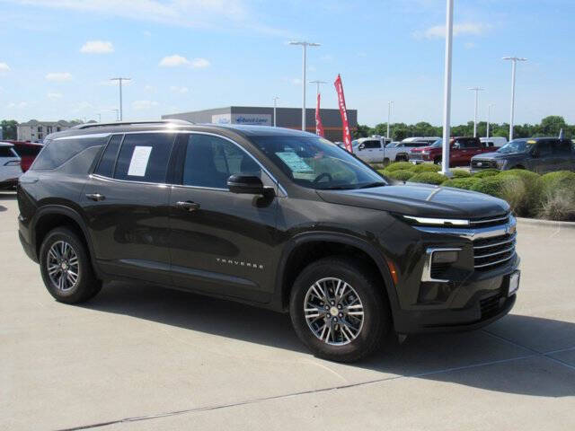 2024 Chevrolet Traverse LT
