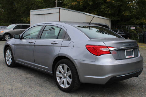 2013 Chrysler 200 LX
