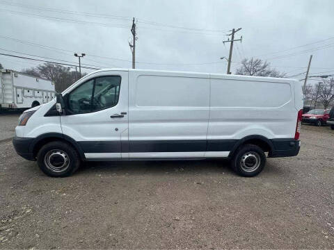 2017 Ford Transit for sale at Groesbeck Auto and Truck Sales in Mount Clemens MI