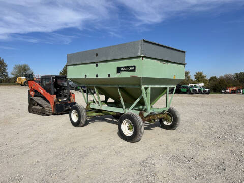 2026 Parker 2600 Gravity Wagon