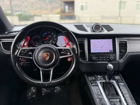 2018 Porsche Macan GTS