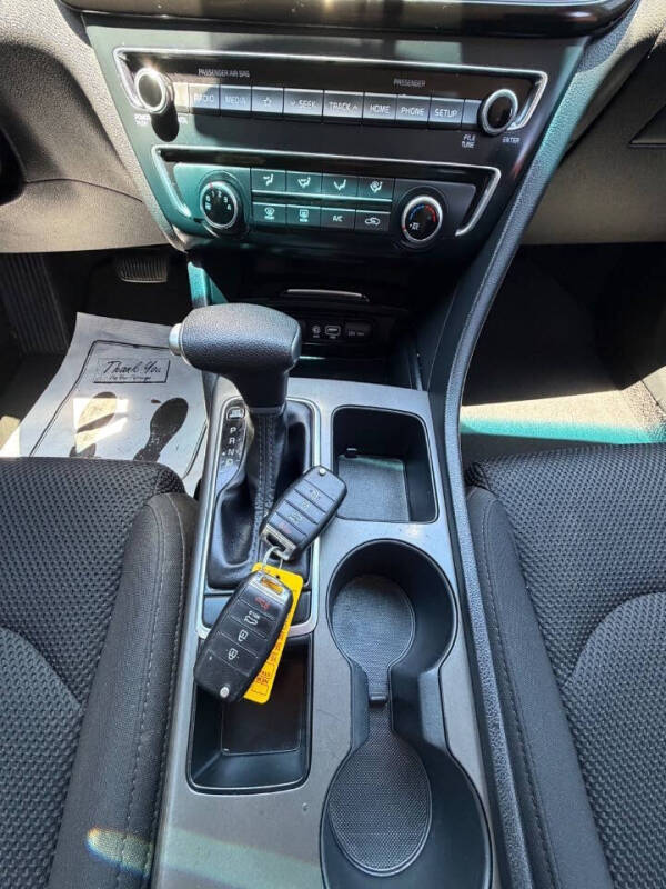 2019 Kia Optima LX