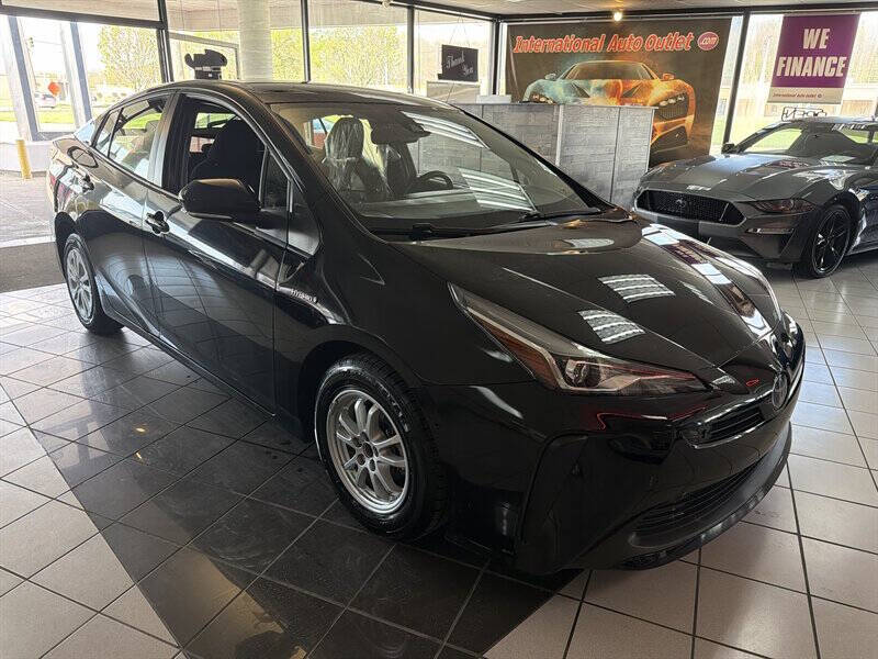 2022 Toyota Prius LE