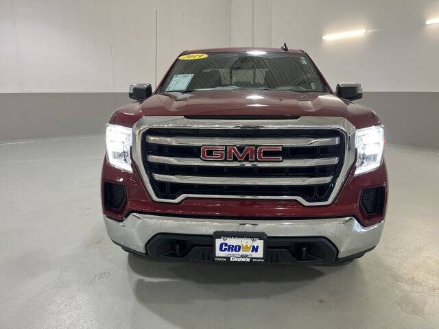 Used 2019 GMC Sierra 1500 SLE with VIN 1GTU9BEDXKZ319743 for sale in Kansas City