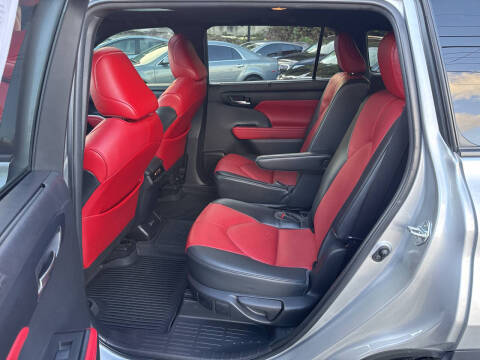 2022 Toyota Highlander XSE