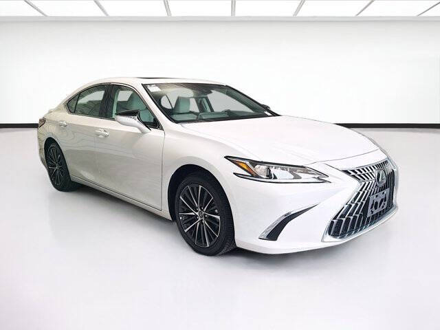 2025 Lexus ES 300h