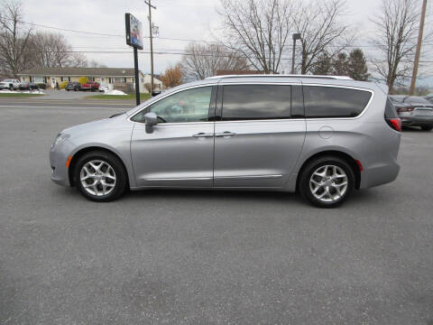 2018 Chrysler Pacifica Touring L Plus