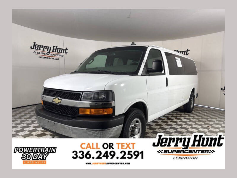 2017 Chevrolet Express LT 3500