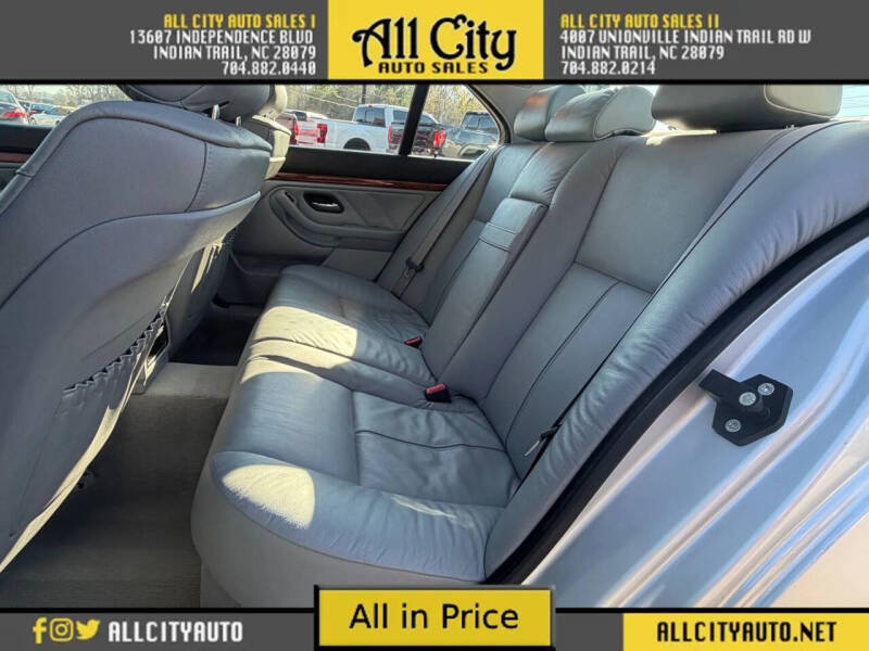 2001 BMW 5 Series 530i