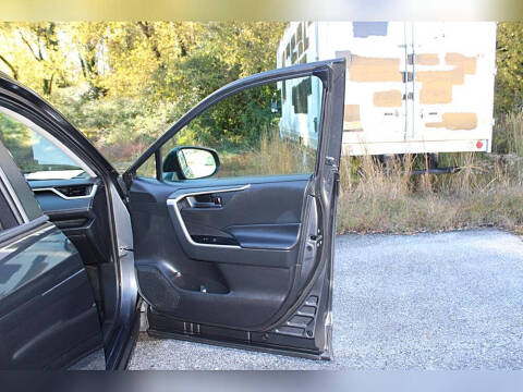 2019 Toyota RAV4 Hybrid LE