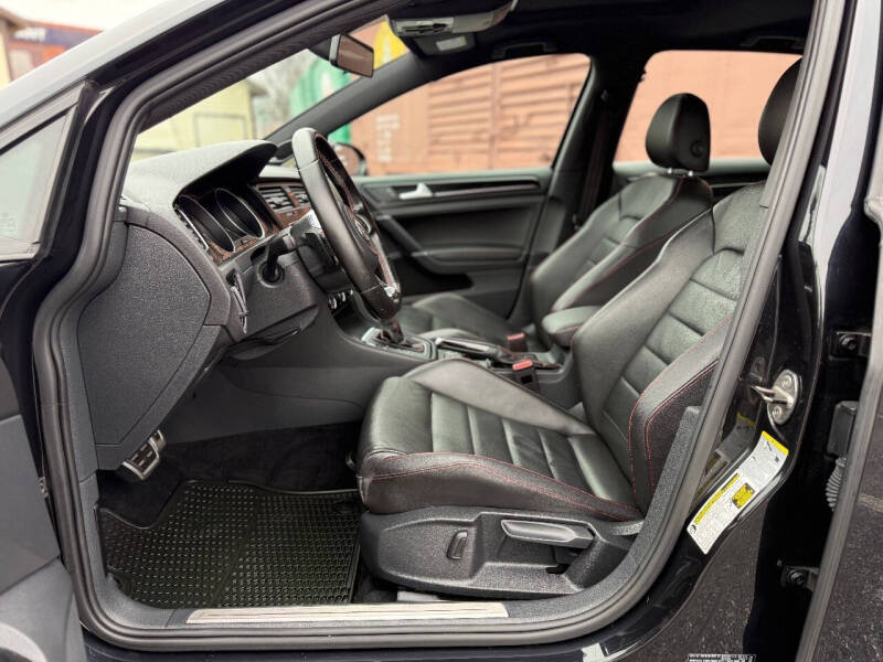 2015 Volkswagen Golf GTI SE