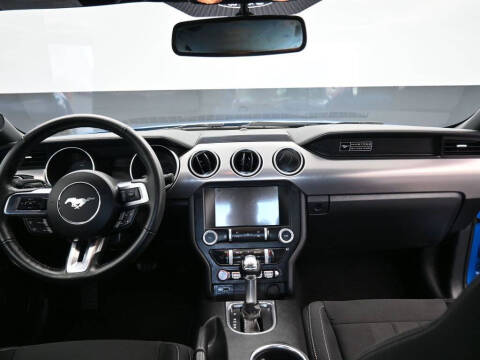 2020 Ford Mustang EcoBoost