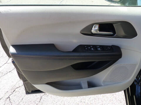 2020 Chrysler Pacifica Touring