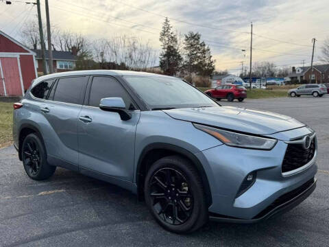2021 Toyota Highlander LE