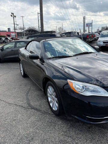 2013 Chrysler 200 Touring