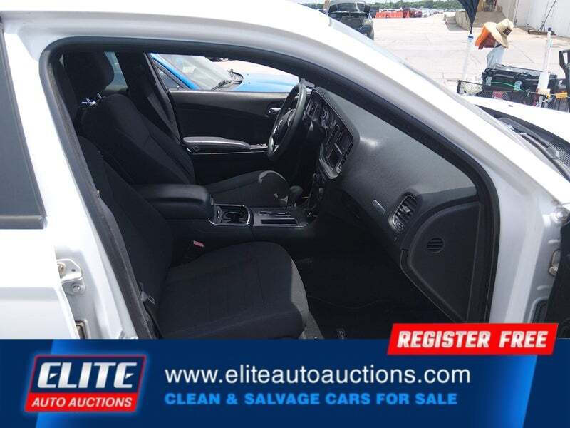 2012 Dodge Charger SE