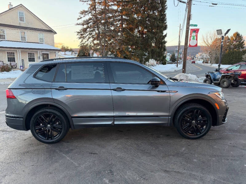 2022 Volkswagen Tiguan SE R-Line Black 4Motion