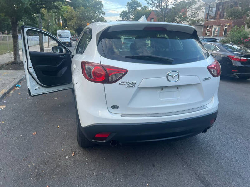 2016 Mazda CX-5 Sport