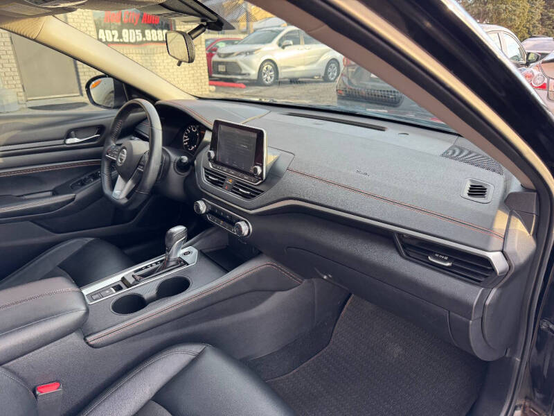 2020 Nissan Altima 2.5 SR