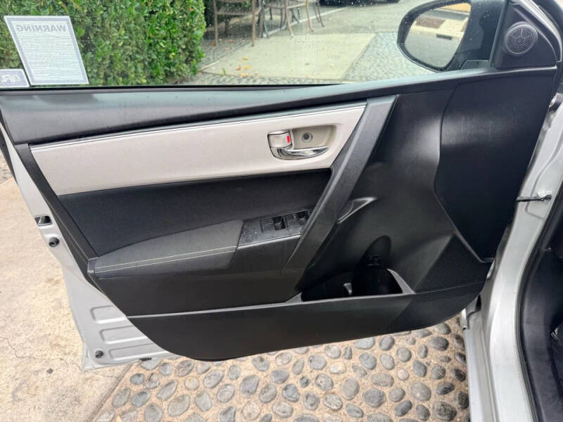 2017 Toyota Corolla LE