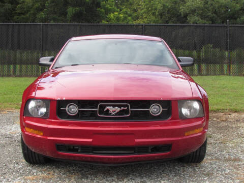2008 Ford Mustang V6 Deluxe