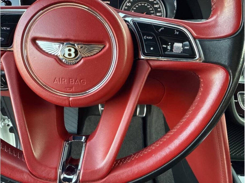 2019 Bentley Bentayga V8