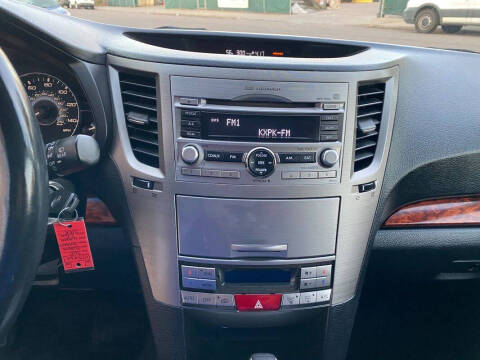 2010 Subaru Outback 2.5i Limited