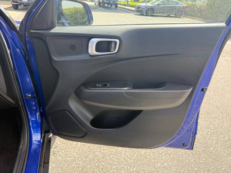 2022 Hyundai Venue SEL