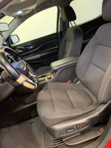 2018 GMC Acadia SLE-2