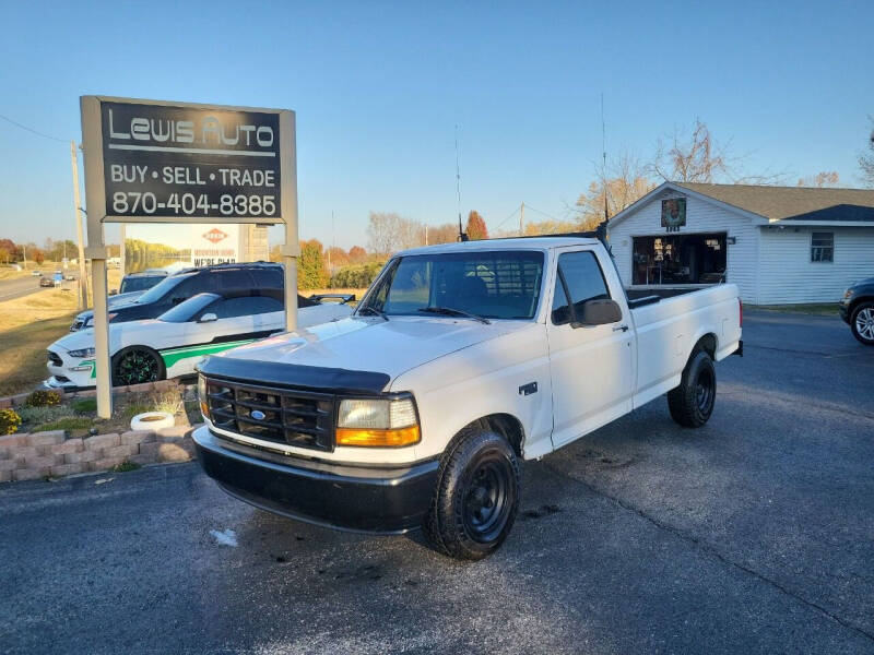 1995 Ford F-150 for sale at Lewis Auto in Mountain Home AR