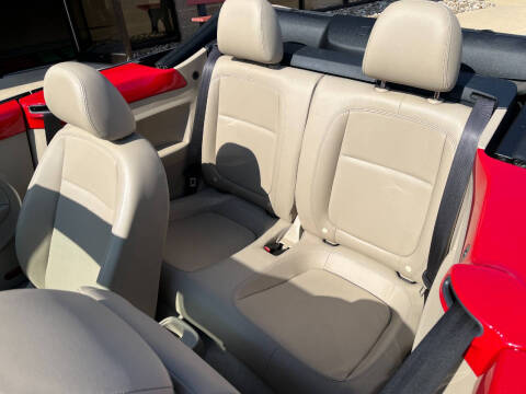 2013 Volkswagen Beetle Convertible 2.5L PZEV