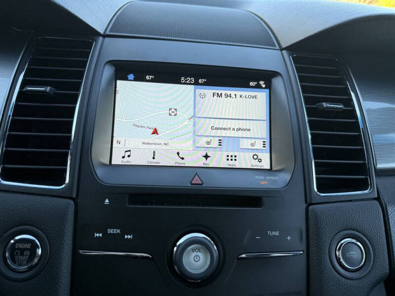 2016 Ford Taurus SEL