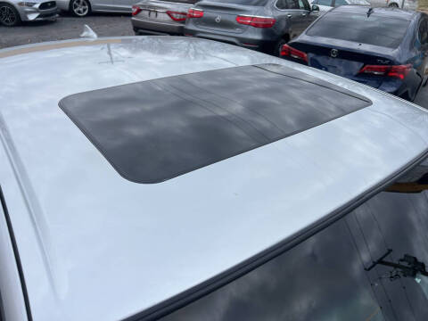 2011 Cadillac DTS Platinum Collection