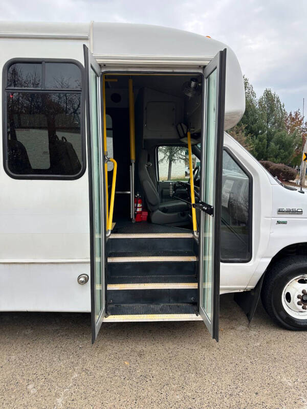 2014 Ford E-Series E-350 SD