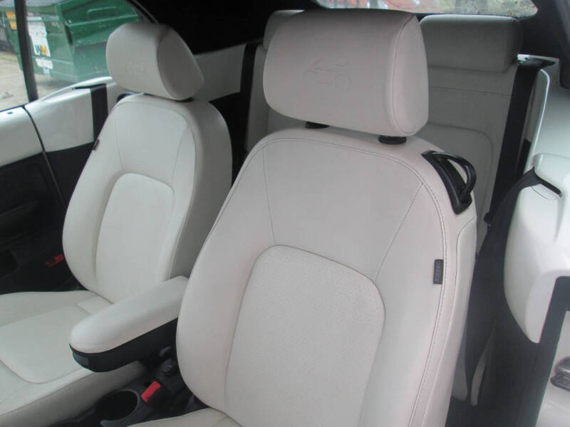 2007 Volkswagen New Beetle Convertible Triple White PZEV