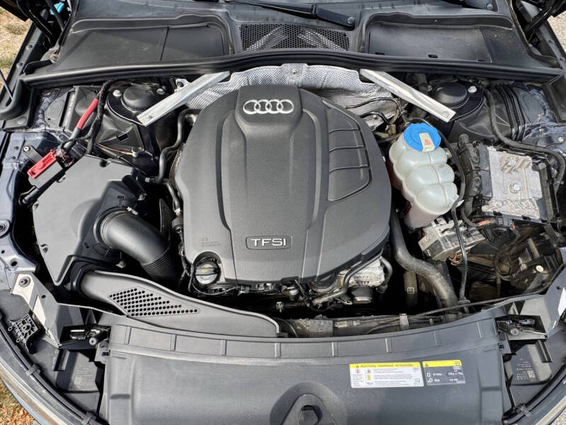 2017 Audi A4 2.0T quattro Premium Plus