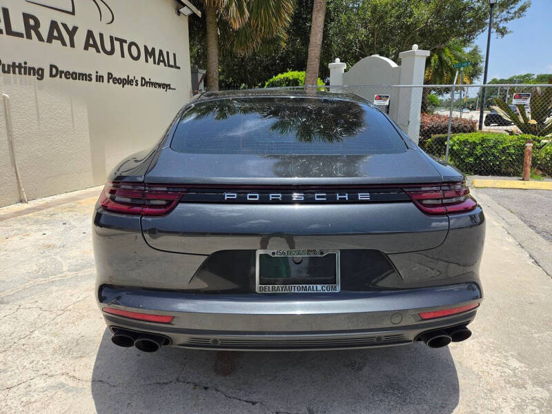 2020 Porsche Panamera