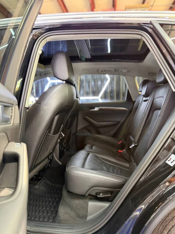 2017 Audi Q5 2.0T quattro Premium
