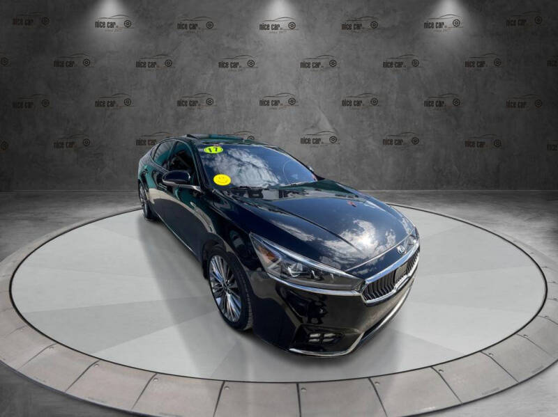 2017 Kia Cadenza Technology