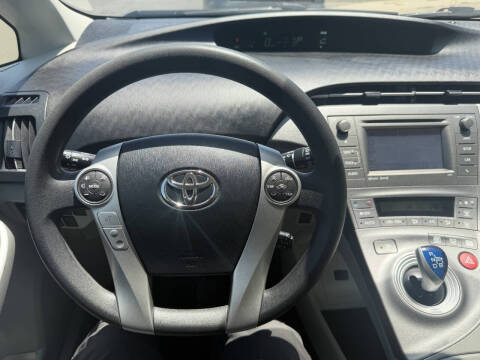 2013 Toyota Prius Three