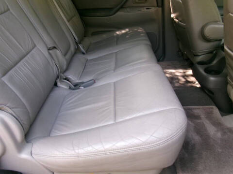 2003 Toyota Sequoia SR5