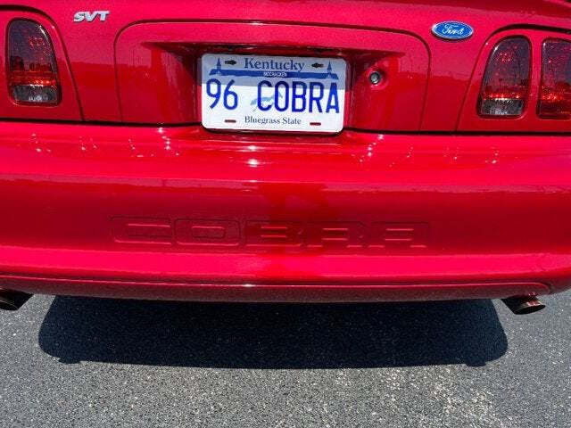 1996 Ford Mustang SVT Cobra 13