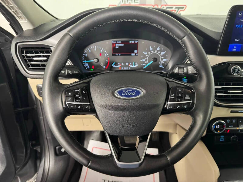 2021 Ford Escape SEL