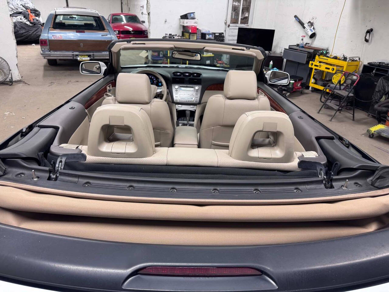 2008 Toyota Camry Solara 36