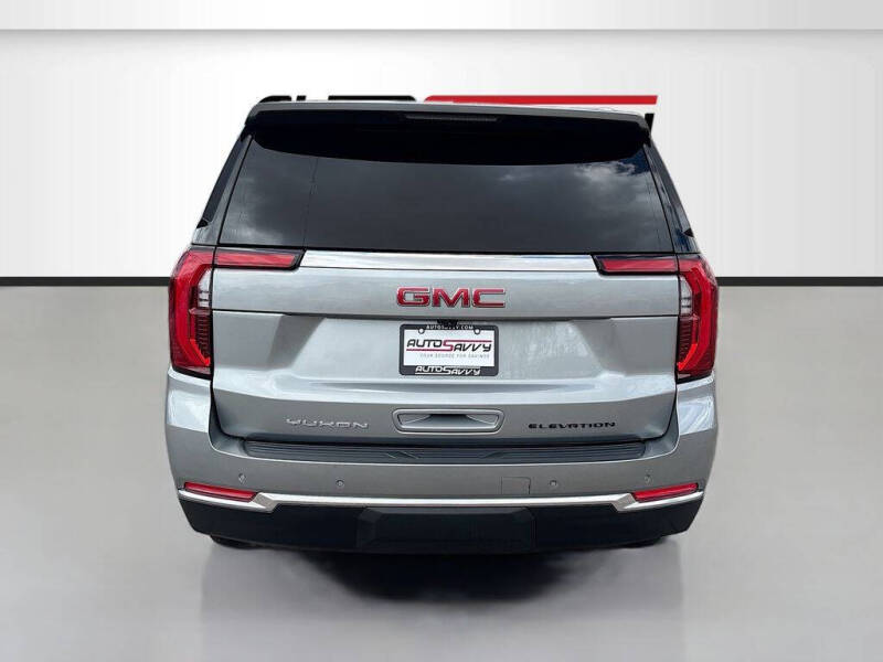 2025 GMC Yukon Elevation
