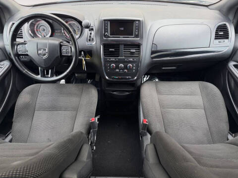 2020 Dodge Grand Caravan SE