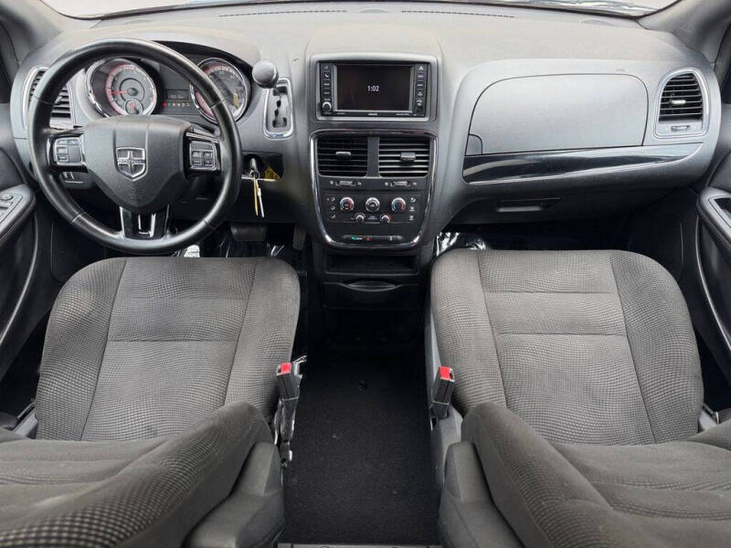 2020 Dodge Grand Caravan SE