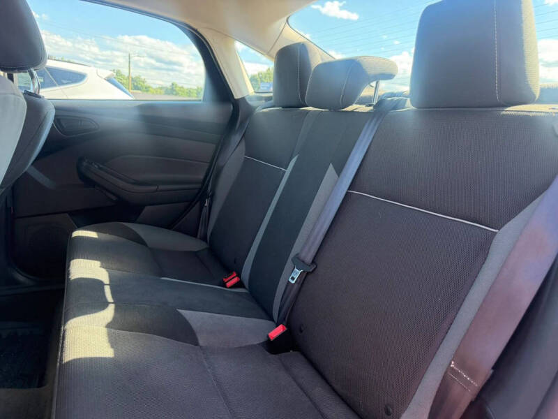2012 Ford Focus SE