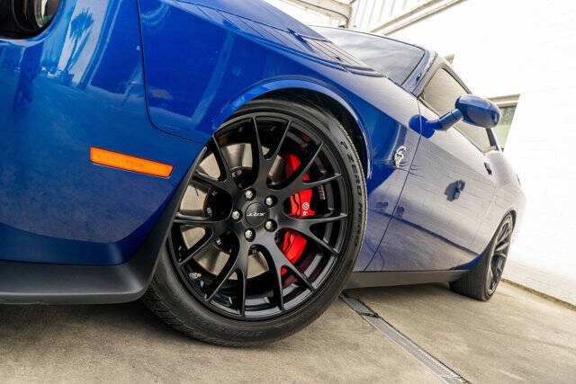 2019 Dodge Challenger 10