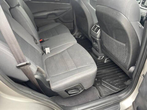 2018 Kia Sorento LX V6